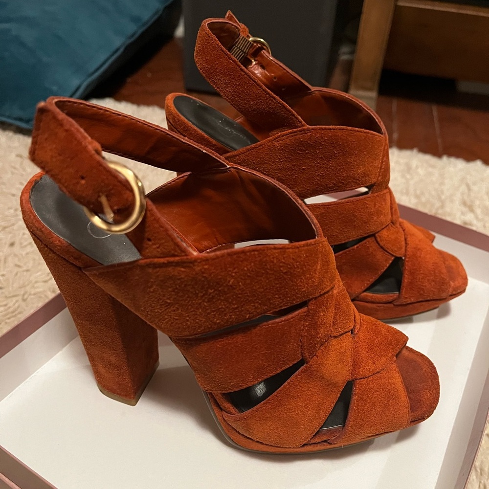Jessica Simpson rust colored suede chunky heel strappy sandals size 6.5